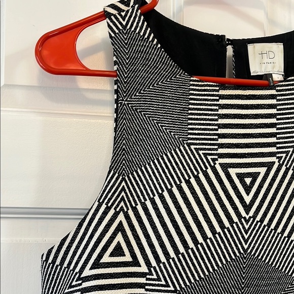 Anthropologie HD in Paris Black and White Geometric Tapestry Tank Top - Sz Small - Picture 7 of 16